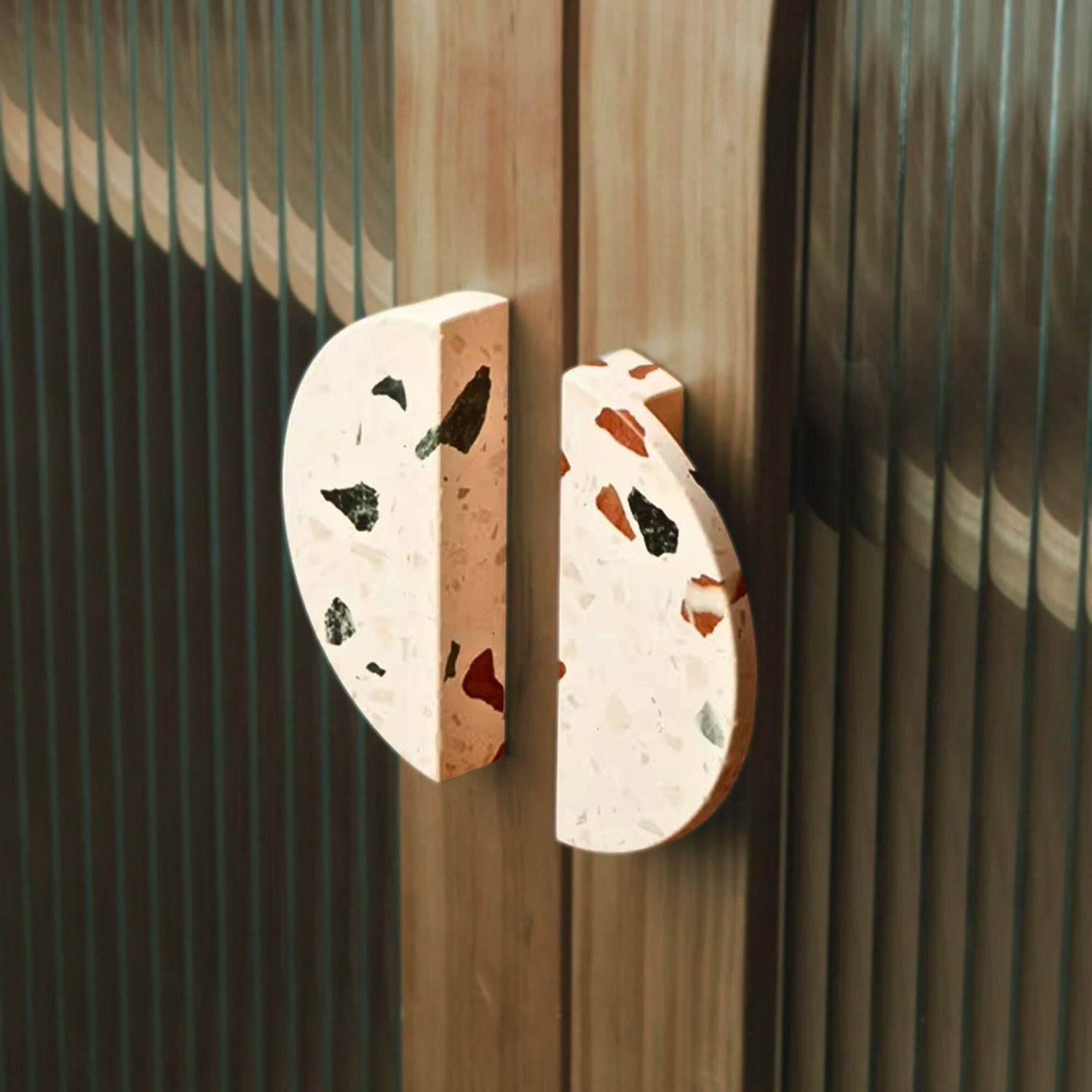 Black–White Granite Drawer Knobs and Pulls